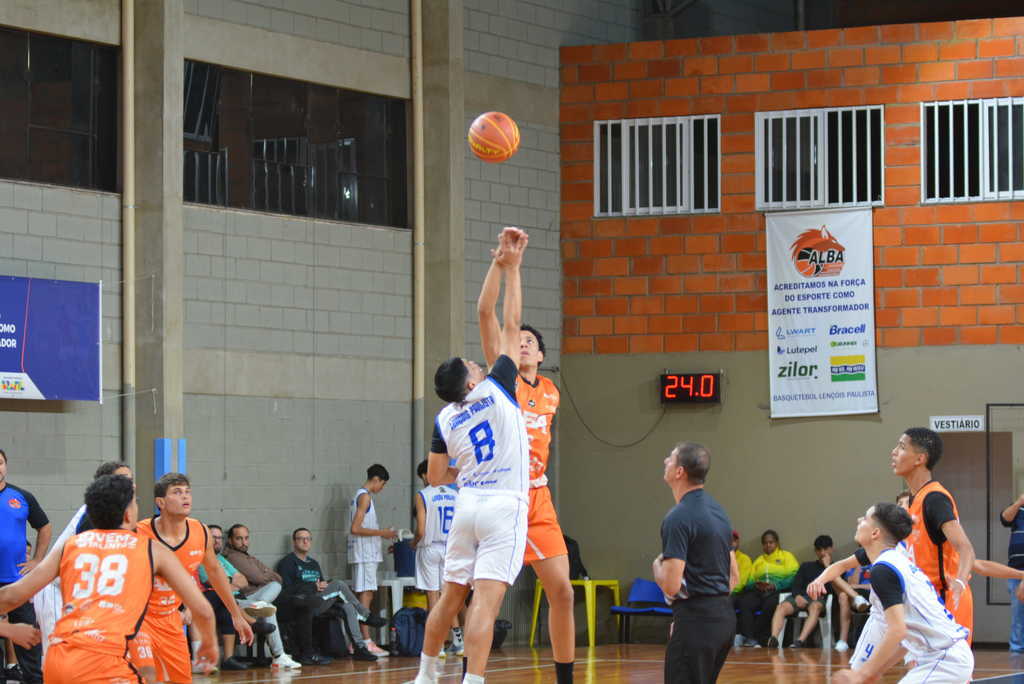  Araraquara vence Lençóis no Basquete Masculino