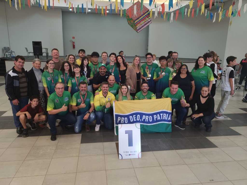Xadrez masculino faz história e conquista o primeiro lugar nos Jogos Abertos da ...
