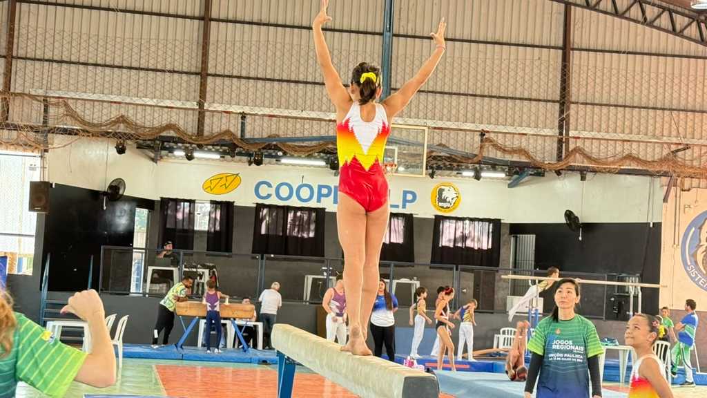 Ginástica Artística de Lençóis Paulista conquista prata e bronze nos Jogos Regio...