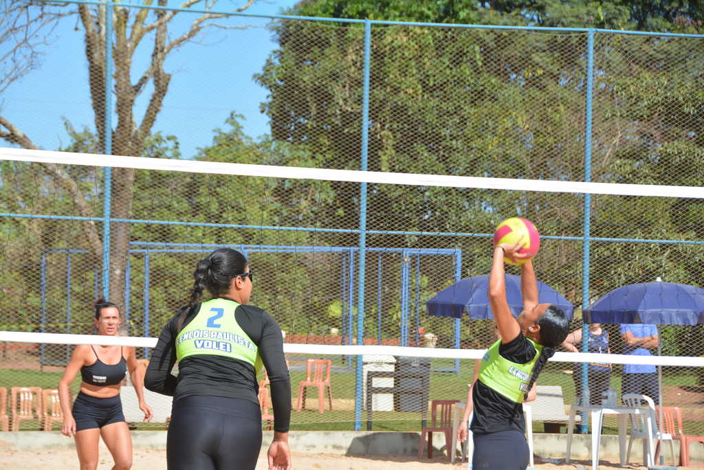 Vôlei de Praia feminino vence Mineiros do Tietê