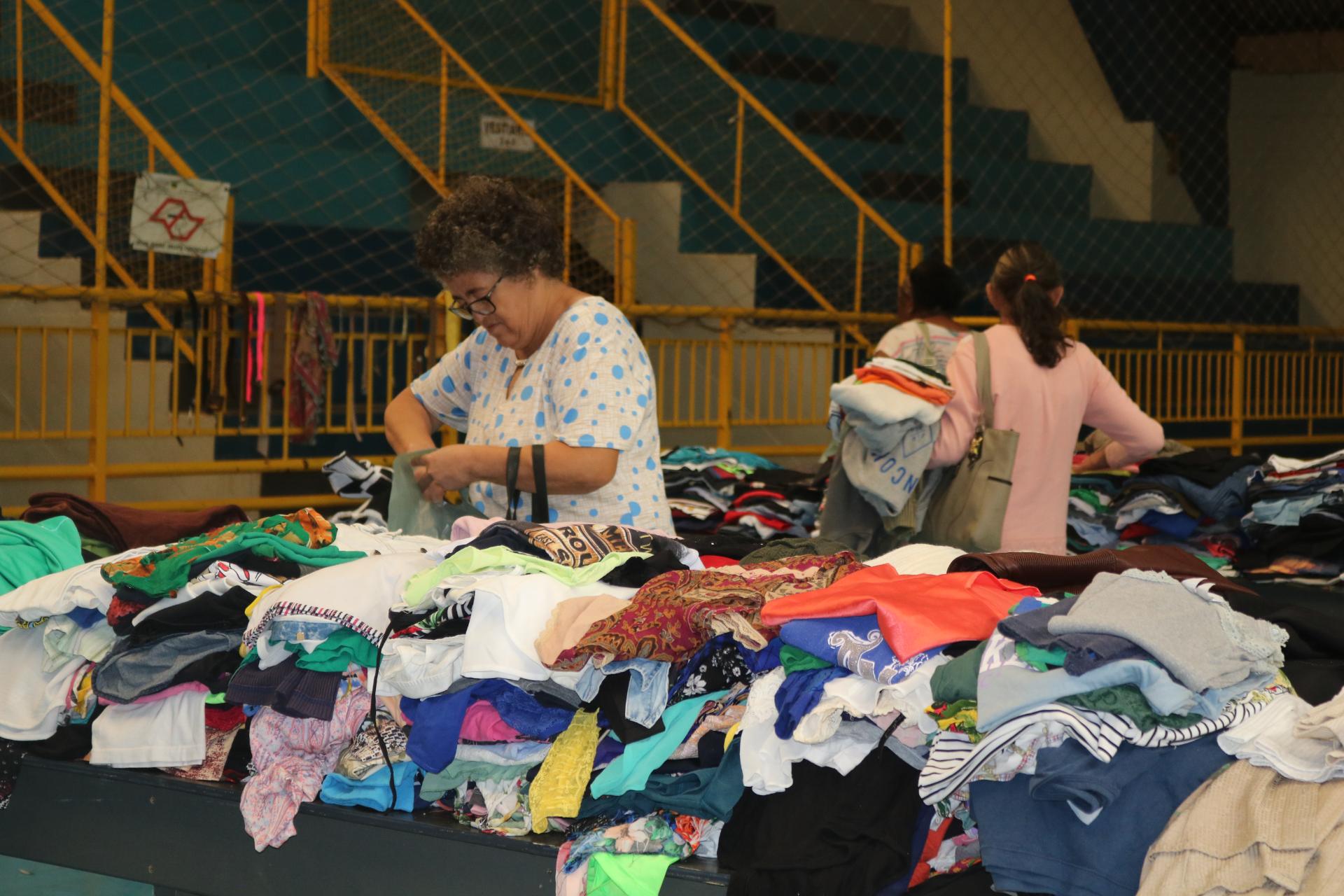 Foram atendidas 358 famílias atendidas  pelos CRAS e aquelas que foram até o Tonicão para retirar as peças