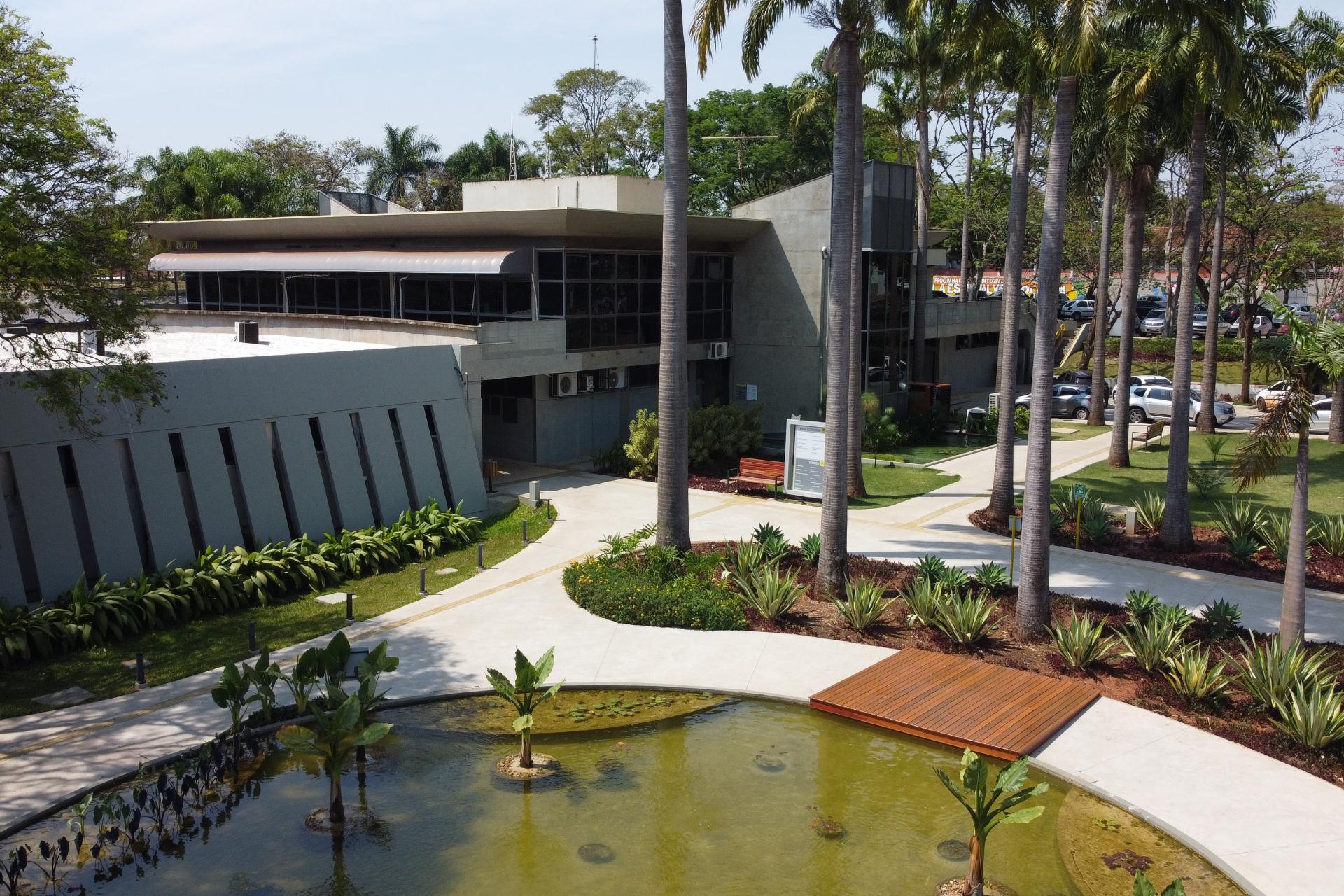 As contribuições poderão ser feitas por meio de requerimento protocolado na Secretaria de Obras e Infraestrutura da Prefeitura