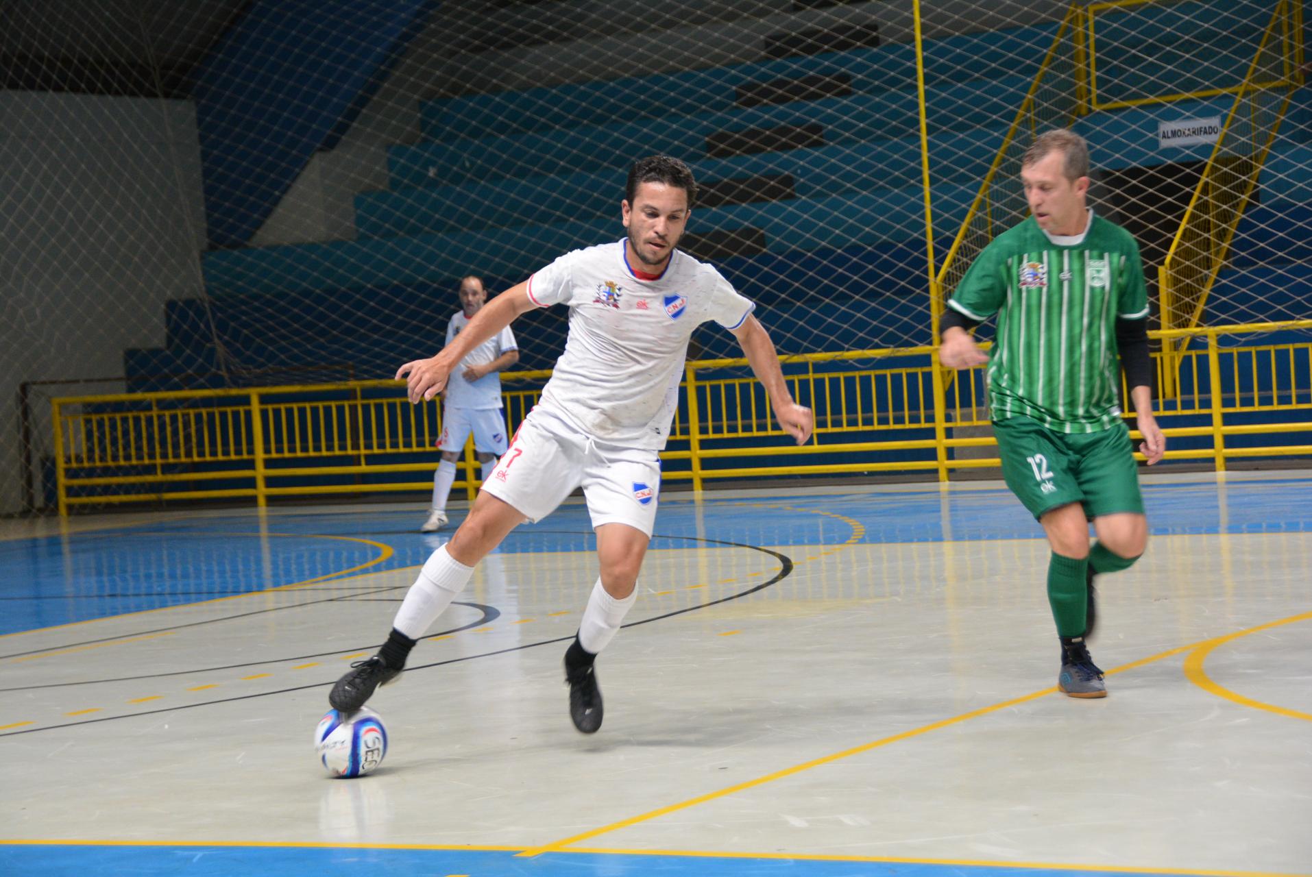 Nas fotos lances dos jogos da rodada (semifinal) disputada na noite de terça-feira, 3