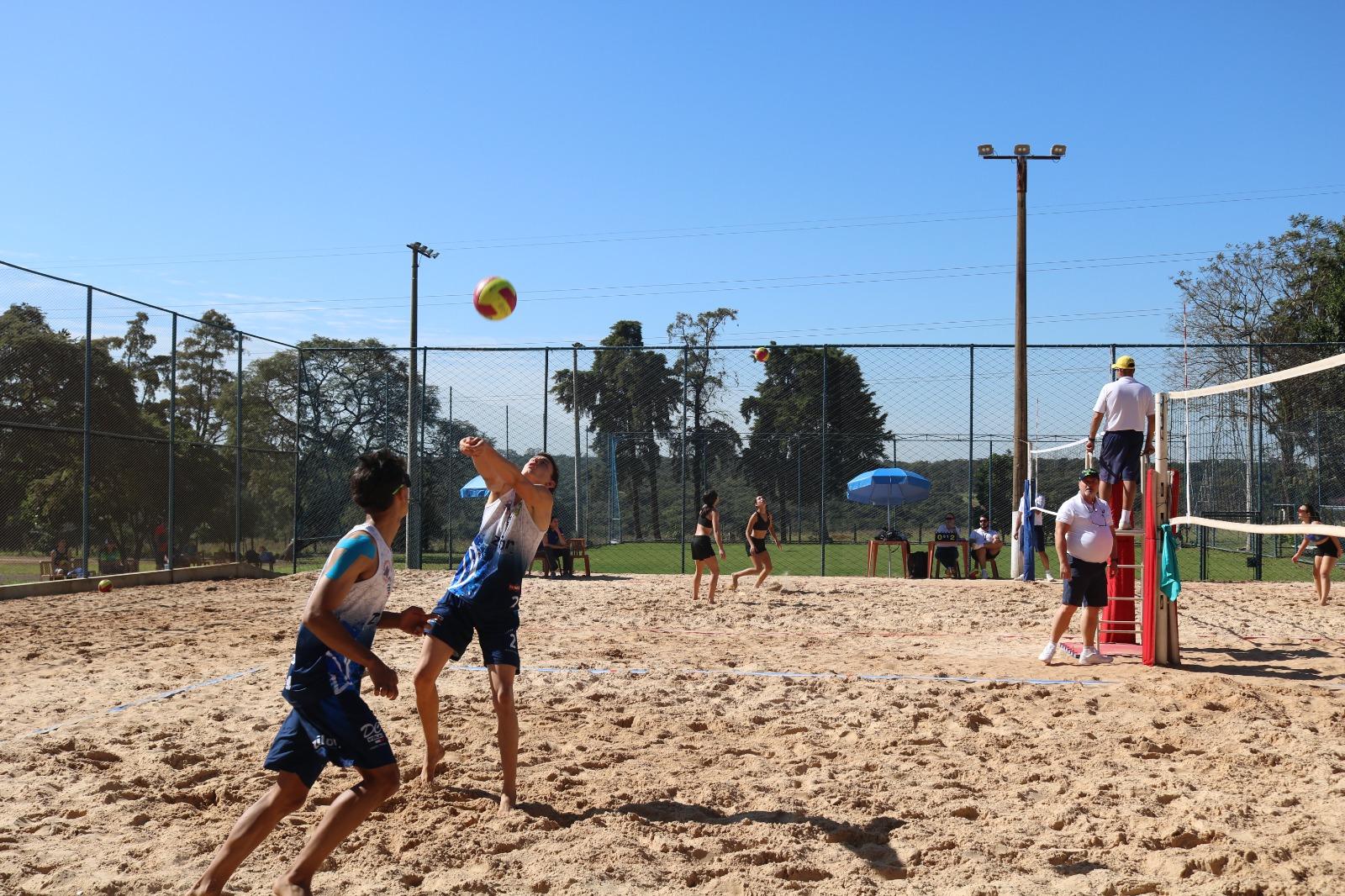 Equipe masculina de Vôlei de Praia de Lençóis Paulista encerra participação nos Jogos Abertos da Juventude