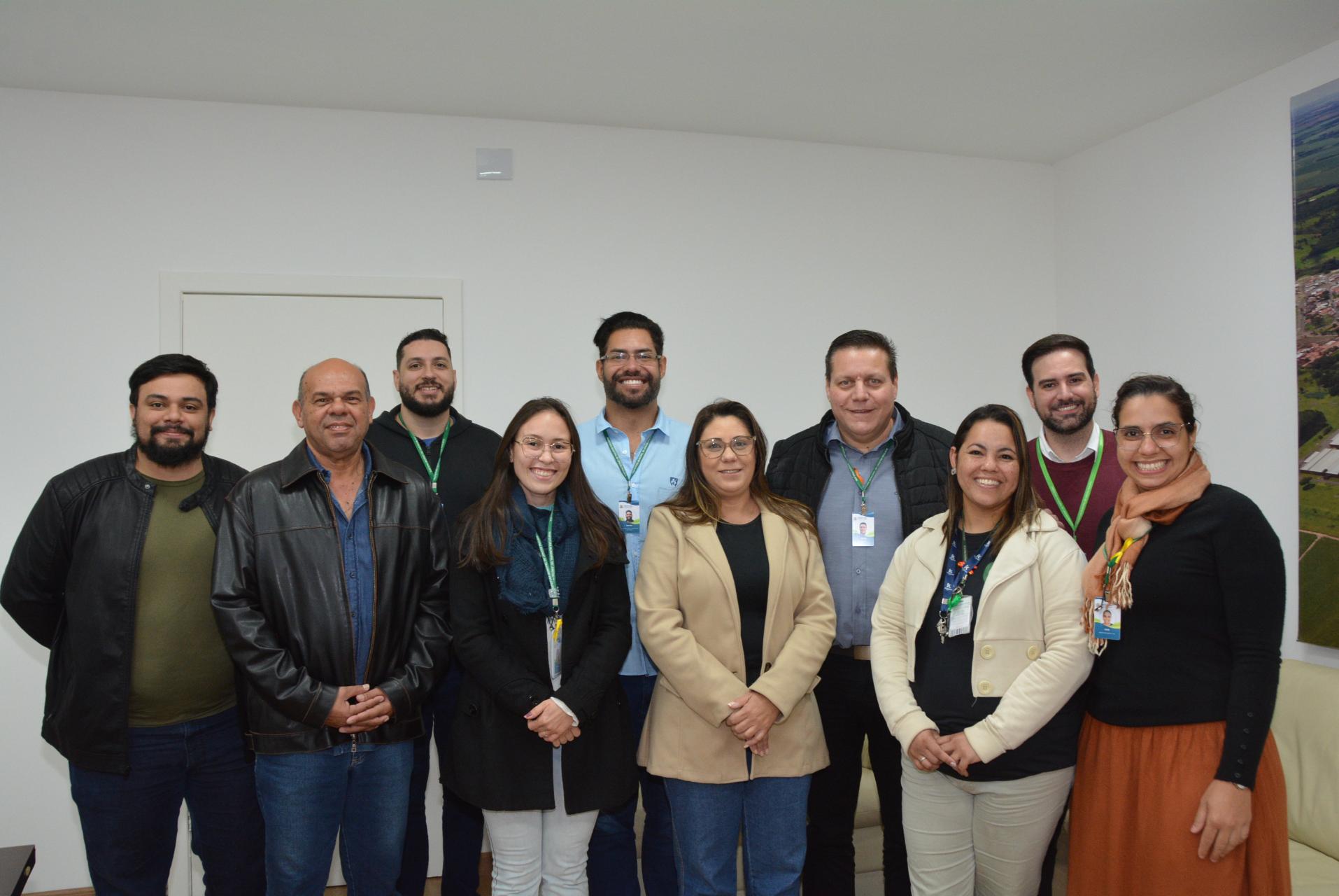 RH recebe equipe da prefeitura de Pederneiras