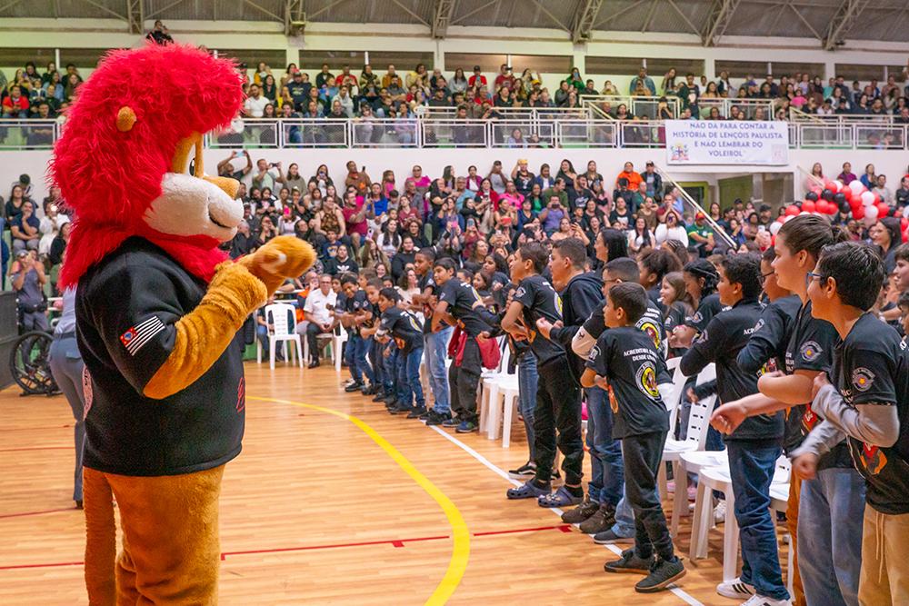 Cerimônia realizada no CSEC reuniu mais de 580 alunos da Rede Municipal