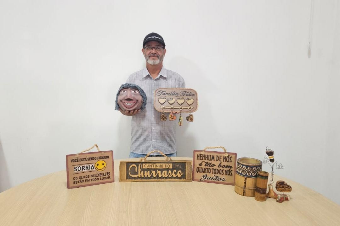 LENÇÓIS PAULISTA "FEITO À MÃO" - POR DÉCIO DE SOUZA