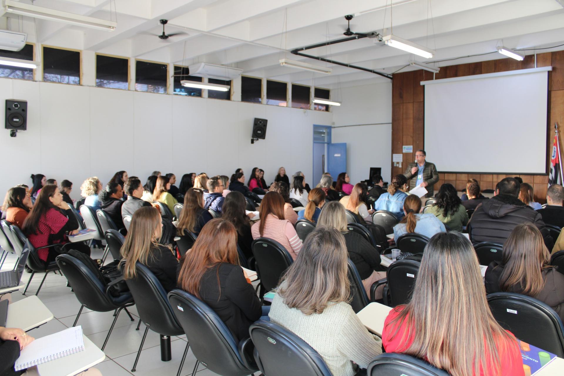 Educação oferece capacitações para professores e equipes técnicas no primeiro semestre