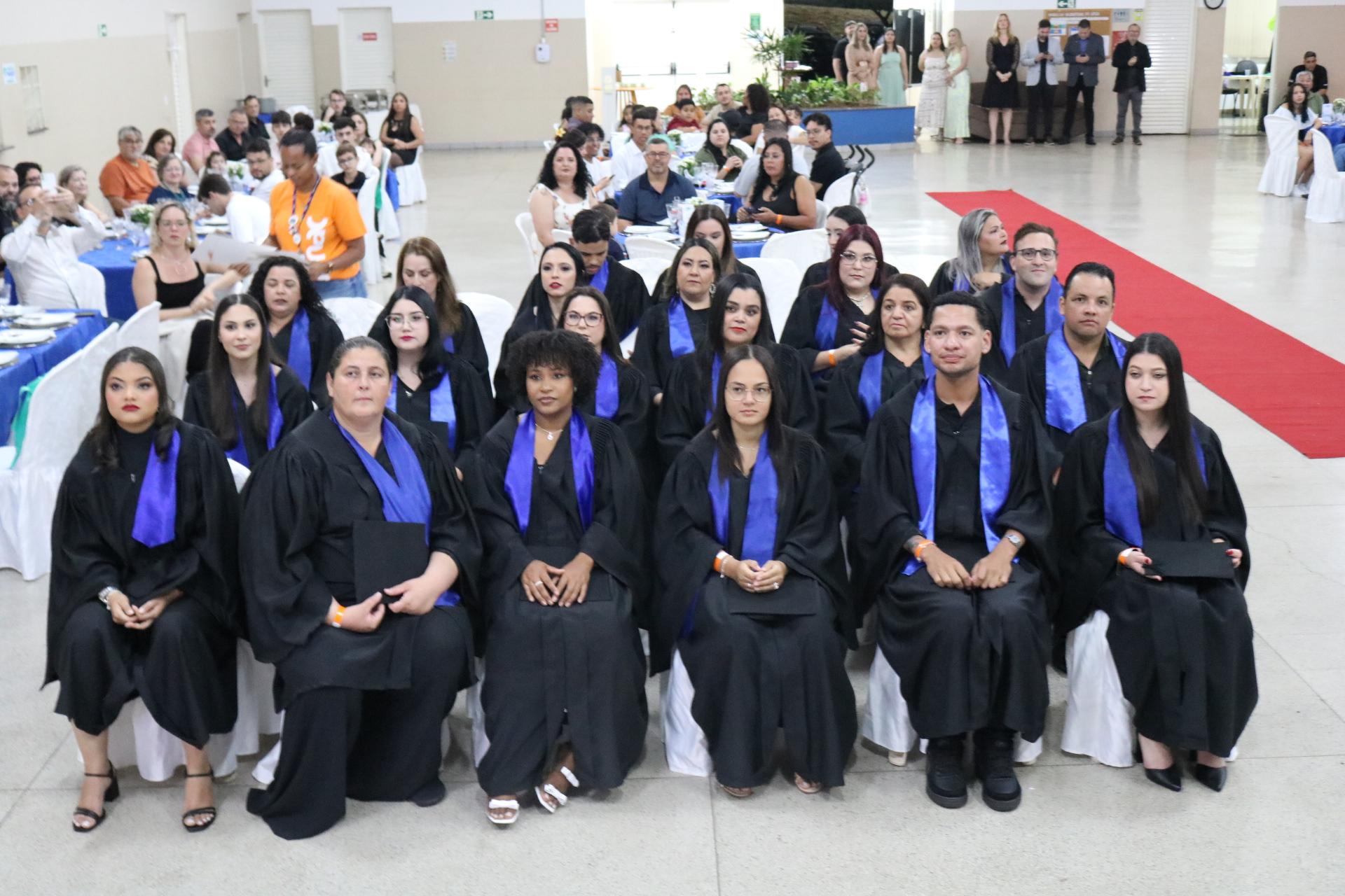 Cerimônia marca formatura de alunos dos cursos técnicos do Senac, oferecidos pela Prefeitura