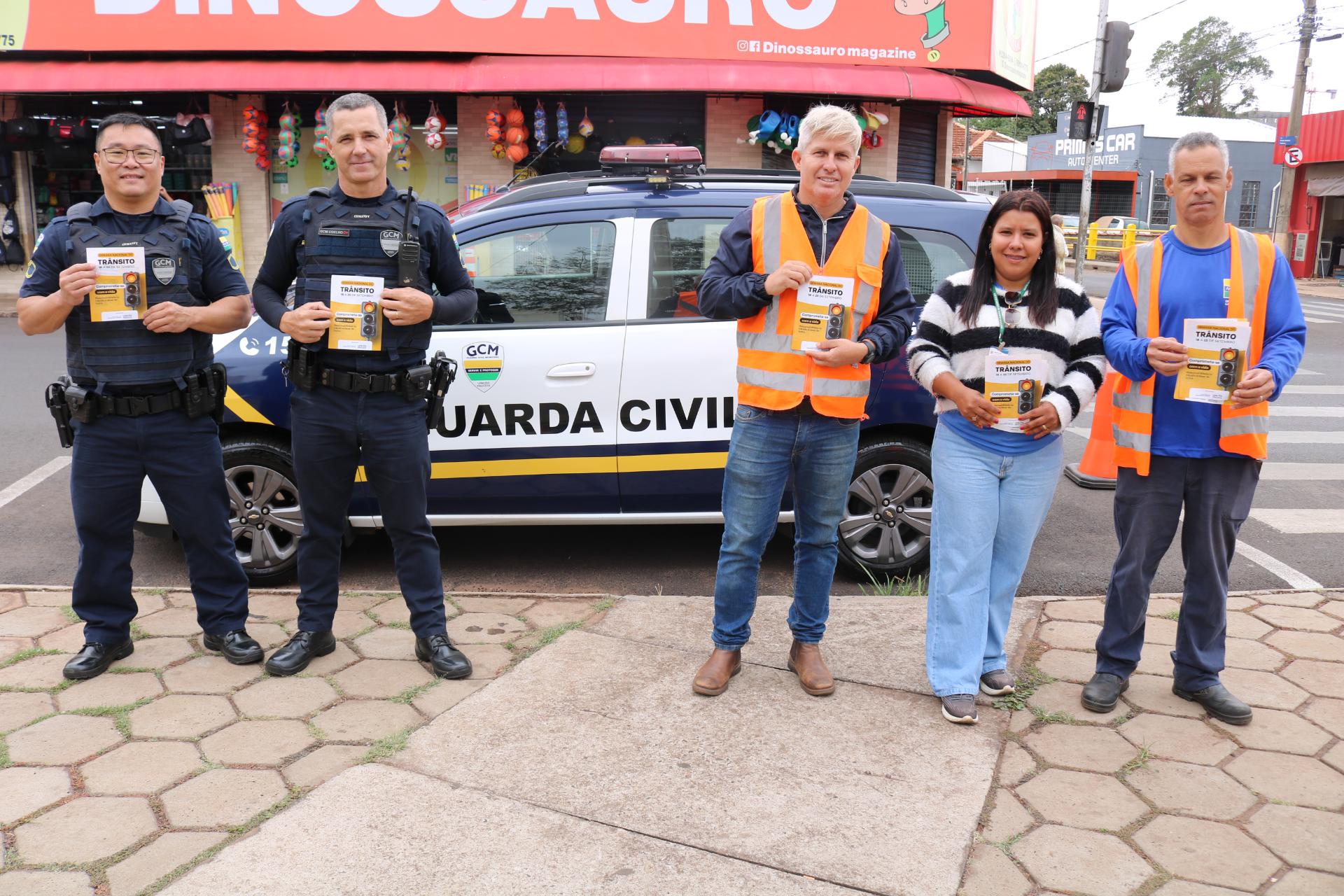 Dia Nacional do Trânsito: Blitz conscientiza sobre formas de evitar acidentes