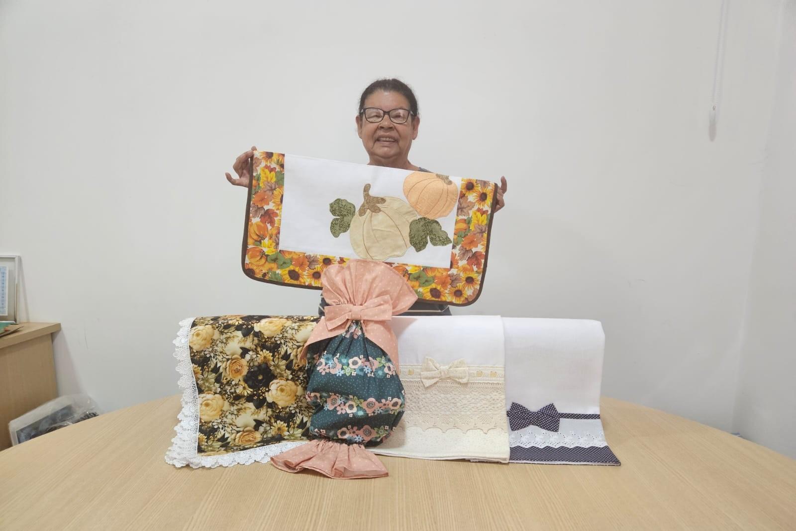 LENÇÓIS PAULISTA "FEITO À MÃO" - POR ELIANE MÁRCIA MÉDOLA CUNHA