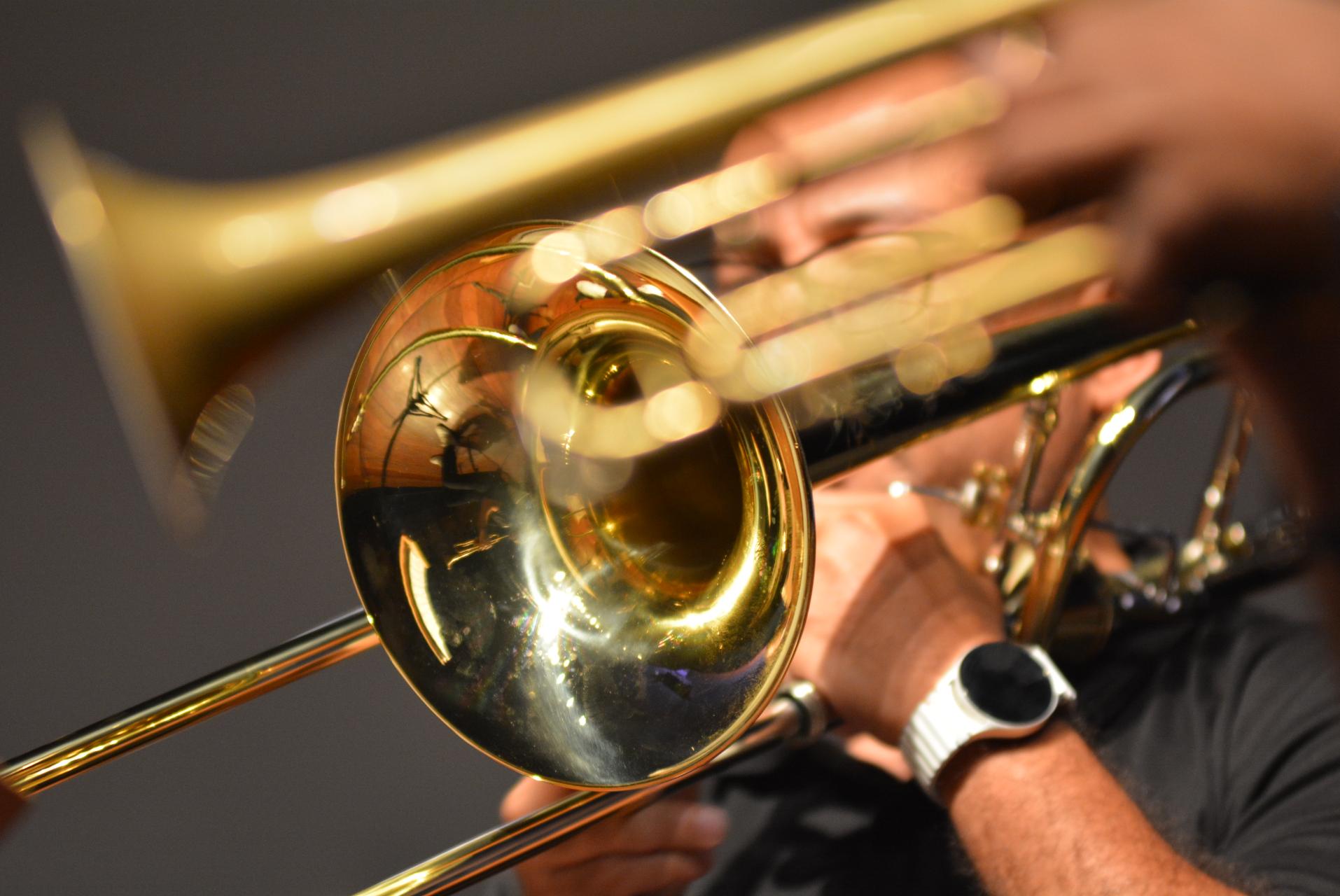 Inscrições devem ser feitas pelo telefone (14) 99847-6751