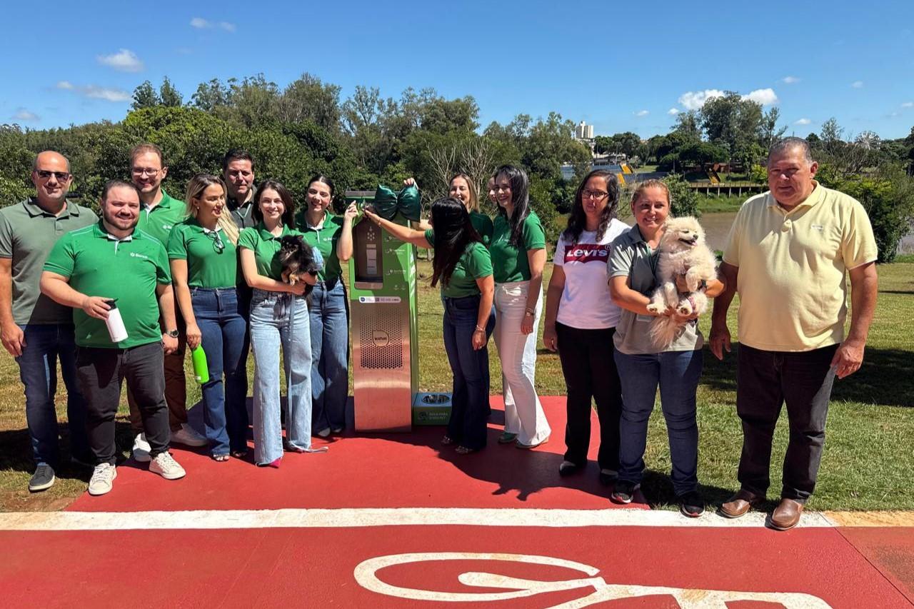 Prefeitura de Lençóis e Sicredi instalam ponto de hidratação no Parque do Povo