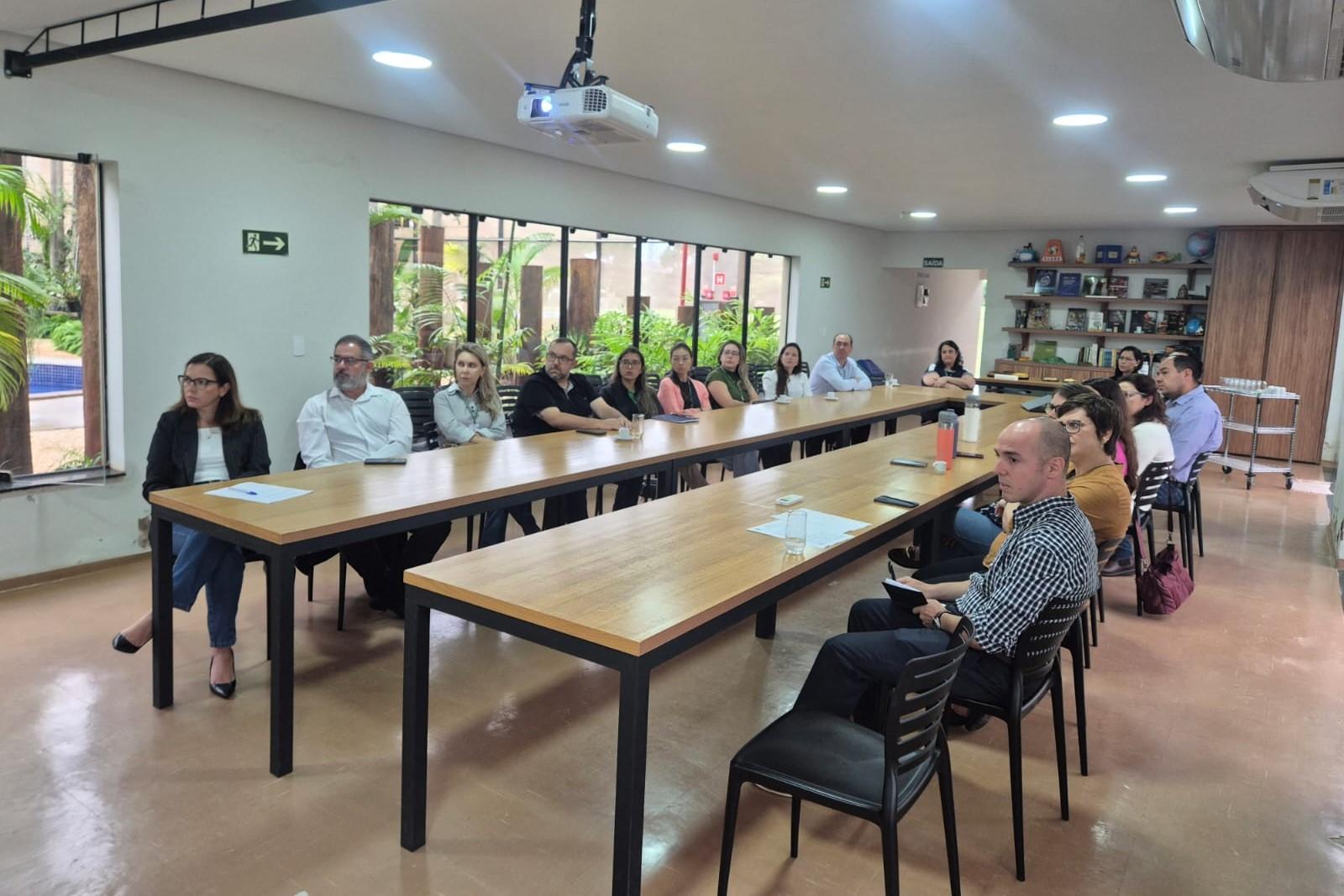 Novos membros tomam posse do Conselho Municipal de Habitação de Interesse Social