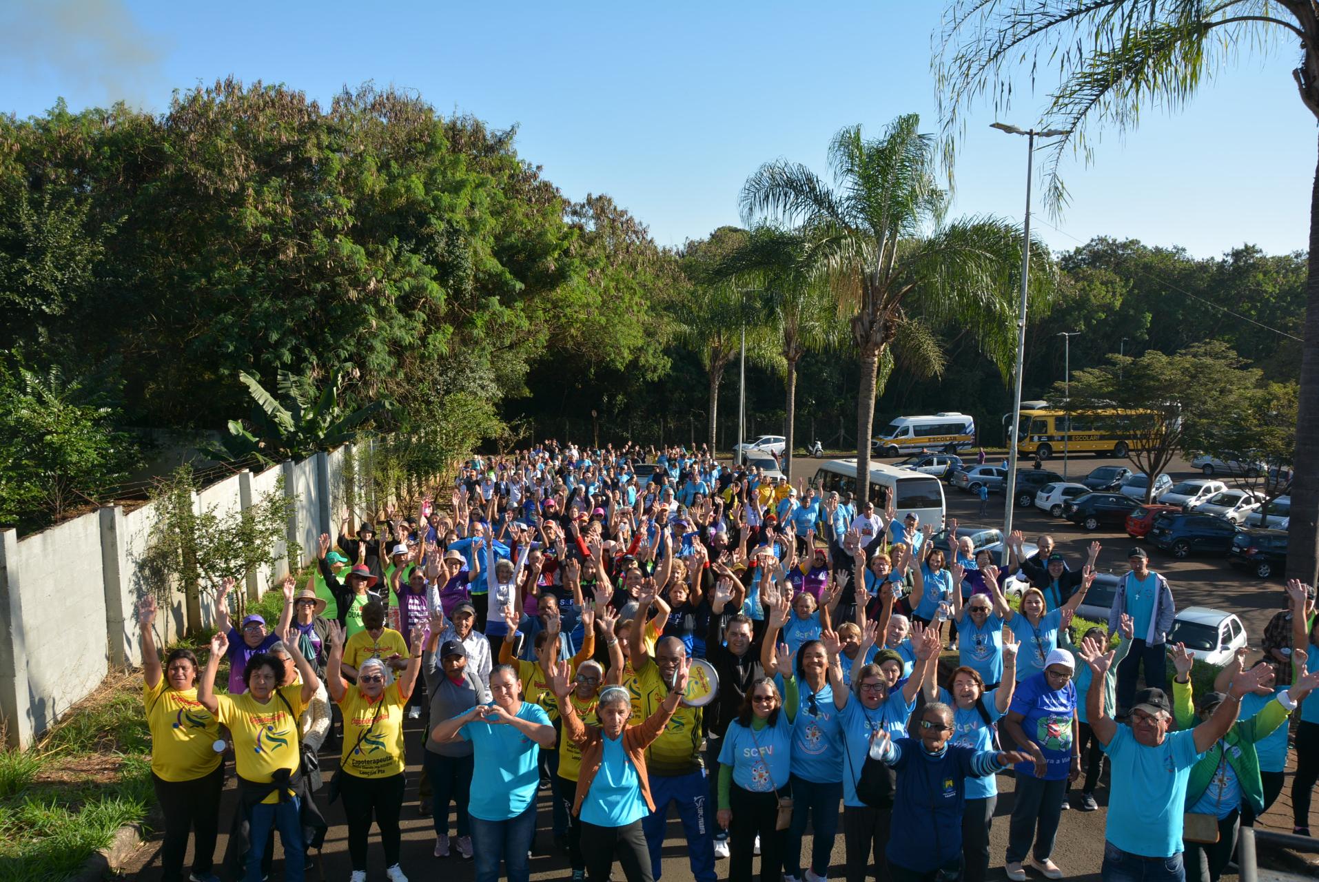 Lençóis Paulista recebe etapa do Circuito Regional de Caminhada do Idoso