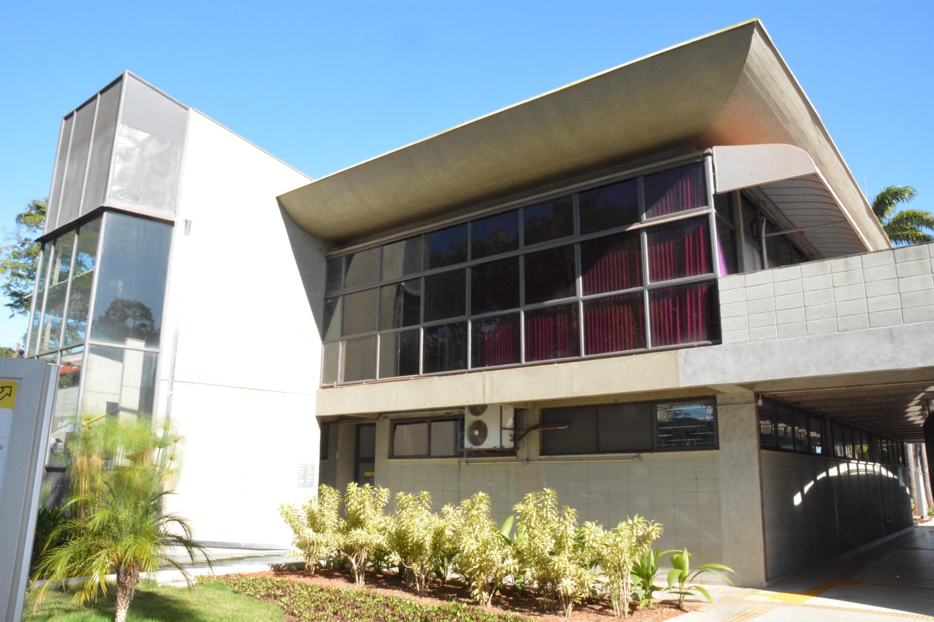 Setores internos e externos da Prefeitura suspendem o expediente no dia 7 de setembro; na foto, fachada do Paço Municipal, sede do Poder Executivo