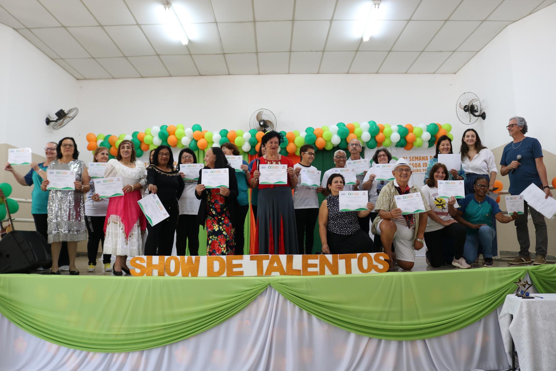 Um dos destaques da programação é o concurso Miss e Mister Melhor Idade