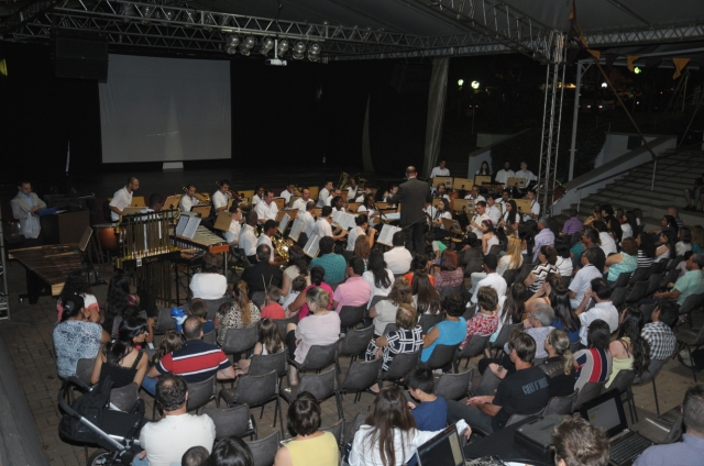 Orquestra de Sopros durante a cerimônia de abertura do Festival do Livro 2014