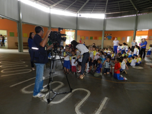 Projeto "Dengue, Tô Fora", da escola Yvonne Conti Capoani, foi mostrado como excelente iniciativa na área da Educação