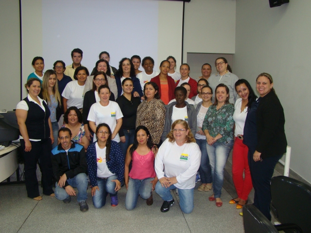 Equipes de agentes comunitários participaram de curso
