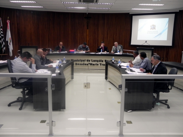 Marise foi didático  nas respostas e deu  detalhes sobre o sistema de água e esgoto do  município  que é 100% tratado