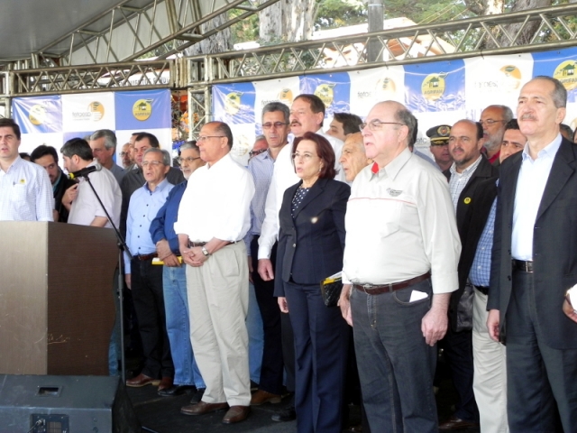 Evento segue até domingo, no Recinto de Exposições José Oliveira Prado