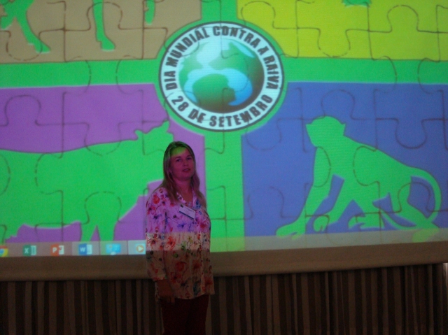 Palestra da veterinária Keila Regina Gomes