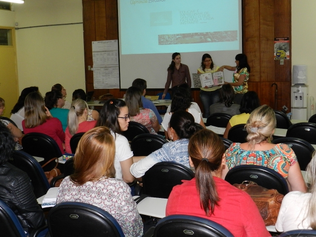 Profissionais expuseram práticas desenvolvidas que foram favorecidas pelos encontros de formação