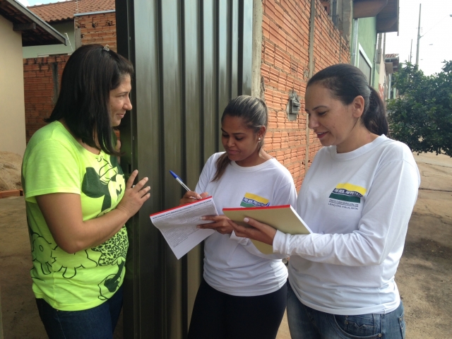 População pode colaborar atendendo o agente comunitário de saúde