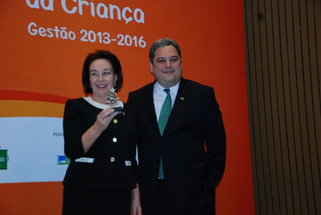 Prefeita Bel durante o reconhecimento; Lençóis é a única cidade do Estado e está entre as cinco do Brasil