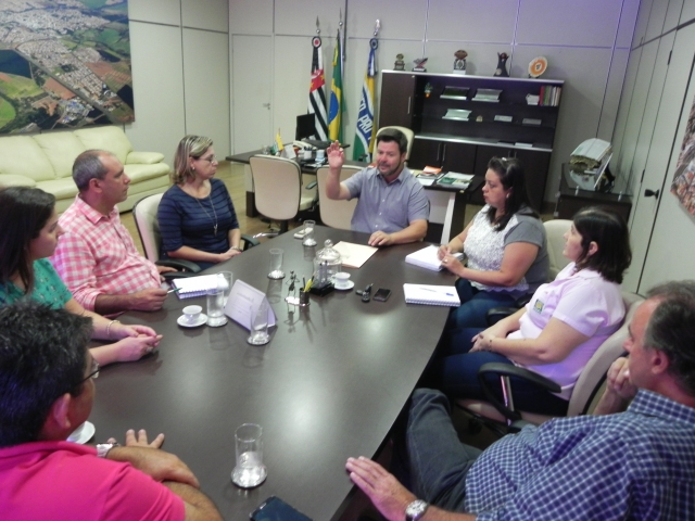 Assuntos de interesse dos comerciantes e empresários foram tratados durante o encontro