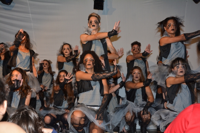 Apresentações de Dança tem a coordenação do professor Marcelo Estrella