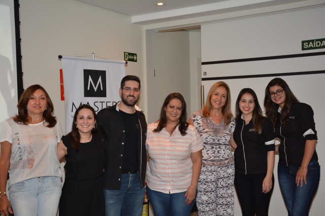 Cíntia Duarte destacou o papel da educação como ferramento de evolução de pessoas e cidadãos