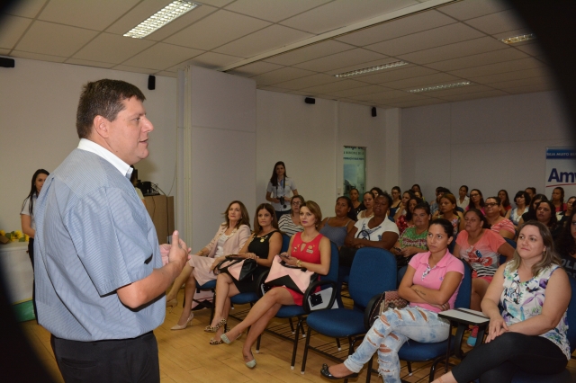 Diretor André Paccola Sasso fala em evento voltados para as mulheres