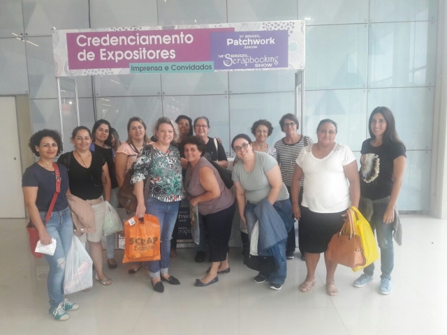 Professoras do CMPF em feira de Patchwork