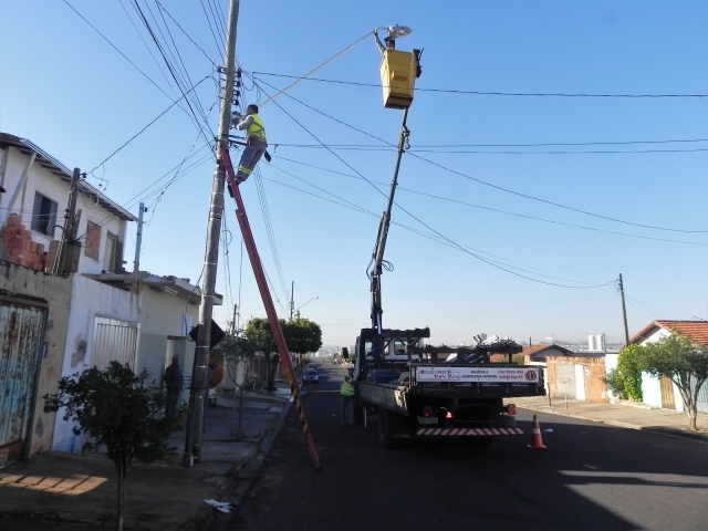 Prefeitura instalou 18 novos pontos de iluminação e substituiu 22 na cidade