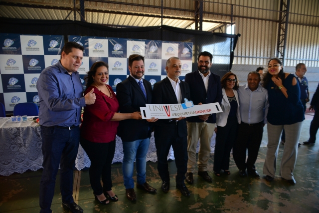 André Sasso, Cintia Duarte, Anderson Prado, Márcio França, Alexandre Bacalon, Neusa Carone, Manezinho e Silvia