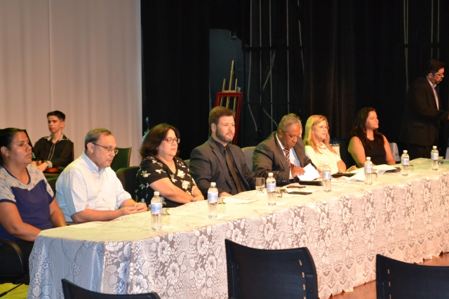 Prefeito Anderons Prado participou de sessão solene de entrega da medalha Antônio Dias de Oliveira