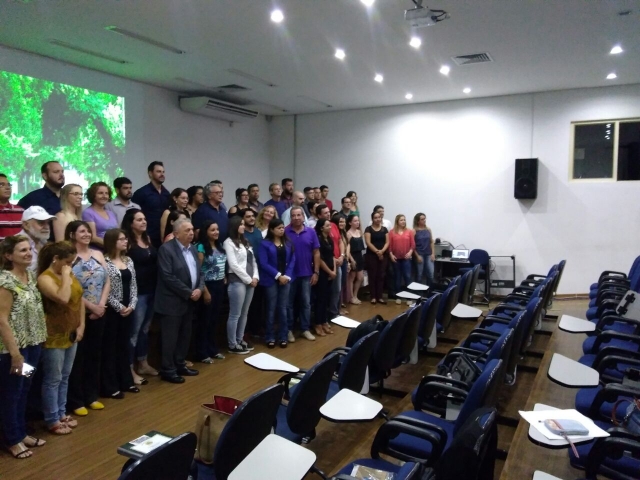Reunião contou com a participação de representantes de 34 municípios