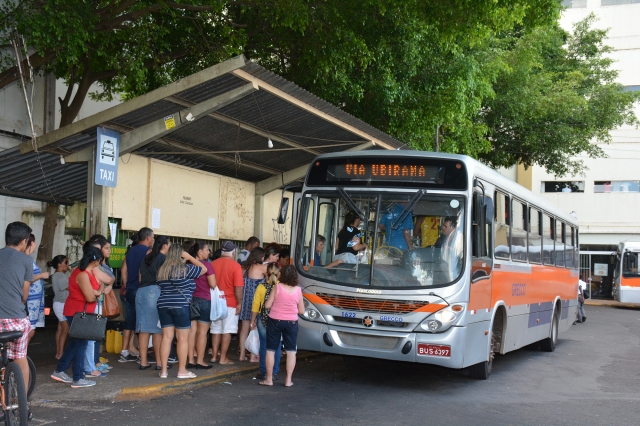 O credenciamento e emissão da carteira serão feitos, obrigatoriamente, na Central de Cadastros, que se localiza no Centro de Atendimento do Cidadão (CAC)