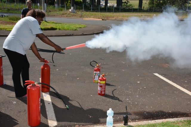 Treinamento incluiu aulas teóricas e práticas de combate a incêndios