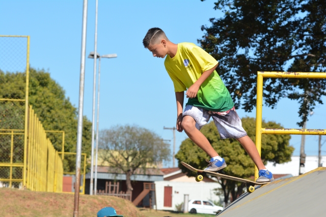 A equipe de skate de Lençóis Paulista disputa a Liga Regional em Avaré
