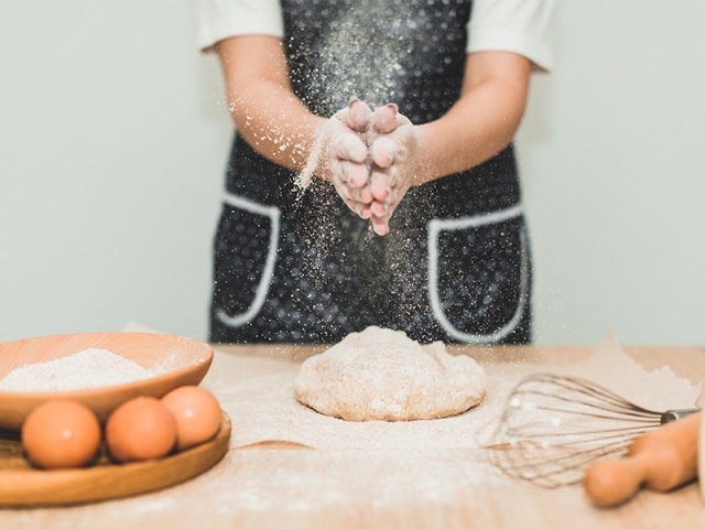 Os alunos aprenderão fazer massa base de pães, massas enriquecidas e com outras farinhas