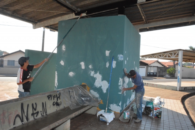 Além da pintura da rodoviária do núcleo, a Praça da Justiça também passa por revitalização