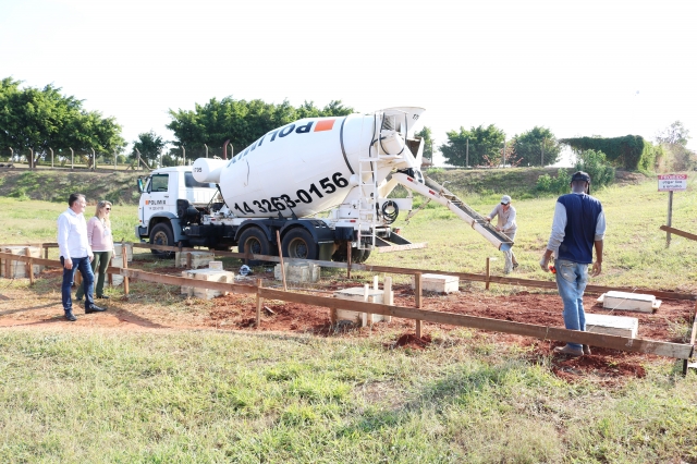 As obras do plano de ampliação de metas do Jardim Carolina foram iniciadas nesta semana