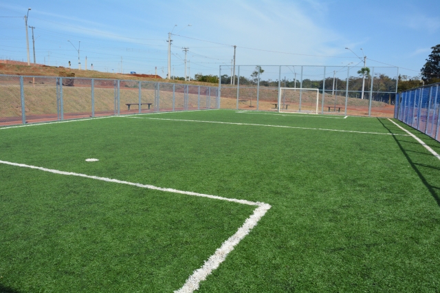 Campo está localizado no final da Avenida Marino de Santis