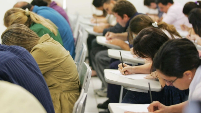 Concurso vai disponibilizar inicialmente 30 vagas em diversas áreas da Administração Pública