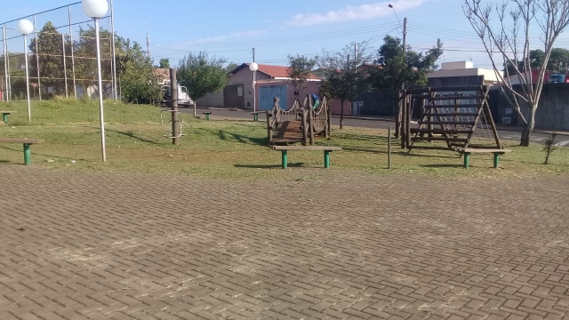 A Praça Germano Zimmermann, na Vila Cruzeiro, foi um dos locais que receberam manutenção