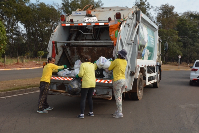 Coleta de lixo sofrerá alteração por conta do feriado