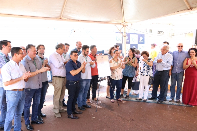 Descendentes dos homenageados participaram da cerimônia junto com as autoridades
